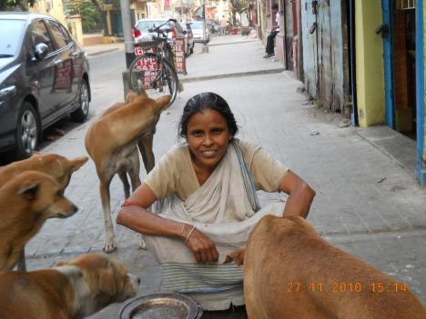 Beena Maashi at Kolkata (Courtesy: https://www.facebook.com/photo.php?fbid=409252219101112&set=a.354249267934741.103962.354151841277817&type=3)